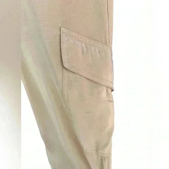 Max Studio kaki cargo pants sz M pockets button at ankle used like new. - Picture 3 of 11